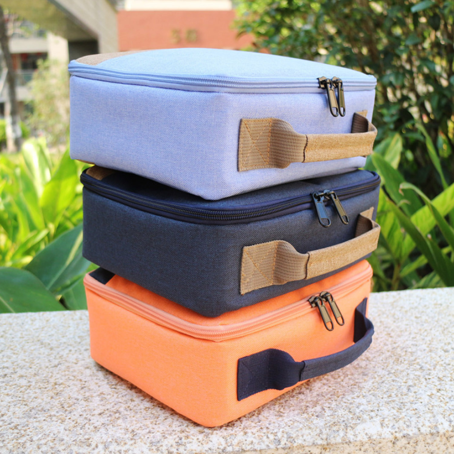 SUNNYLIFE Scratchproof Shockpr - Projector Carrying Bag ulasan dan harga